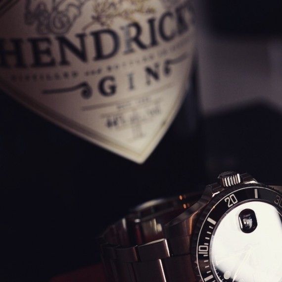 gin Hendricks и Rolex Submariner