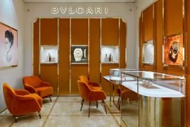 В Москве открылся первый часовой бутик BVLGARI