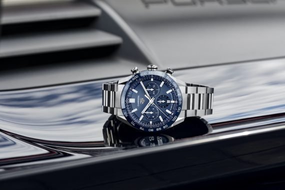TAG Heuer Carrera