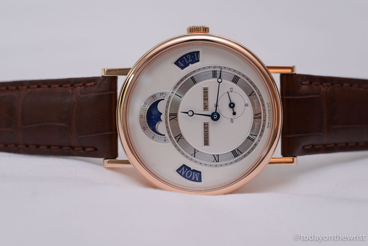 Breguet Classique 7337 Calendar
