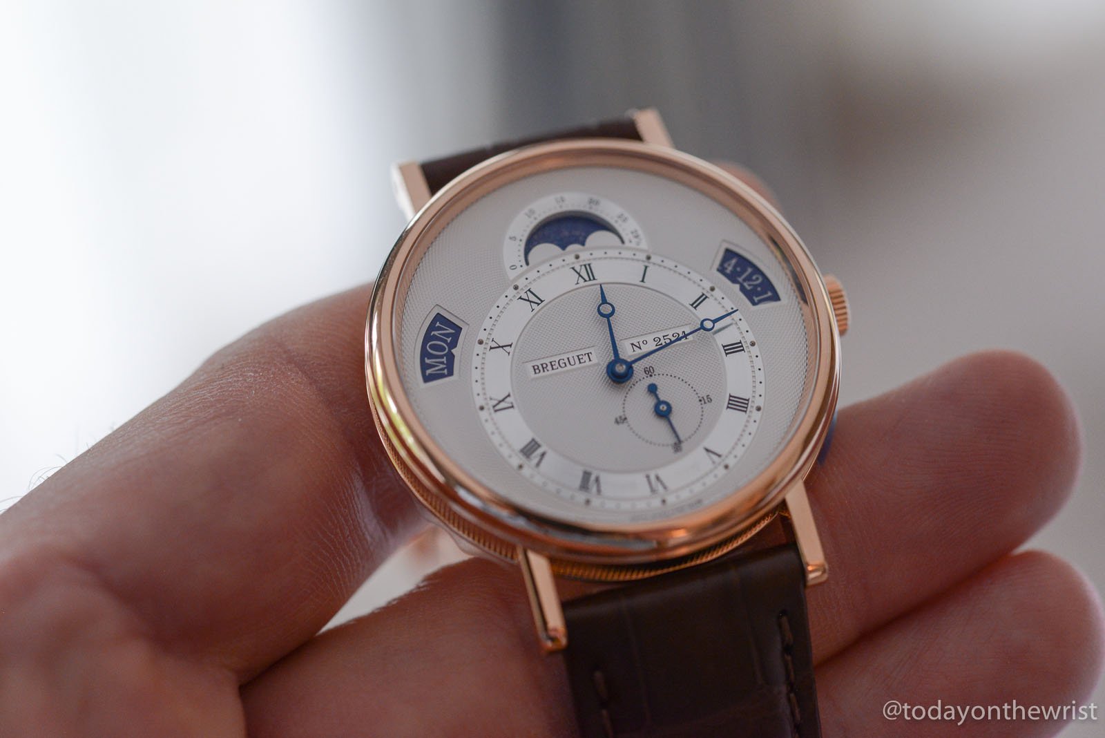 New Breguet Classique 7337 Calendar Today on the wrist An